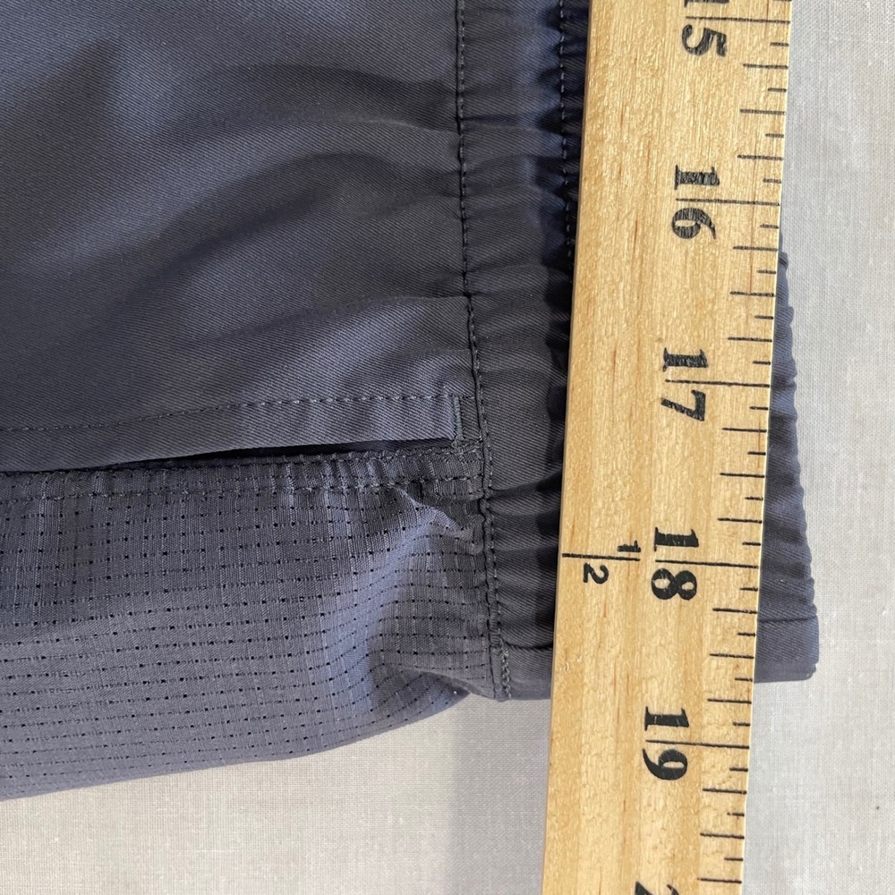 KUHL Women's XL Shorts Gray Hiking Athletic Mesh Side Panels Pull On - Picture 9 of 11